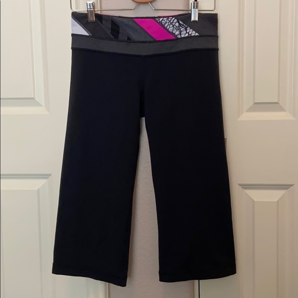 Lululemon Reversible Cropped Straight Leg Pants
